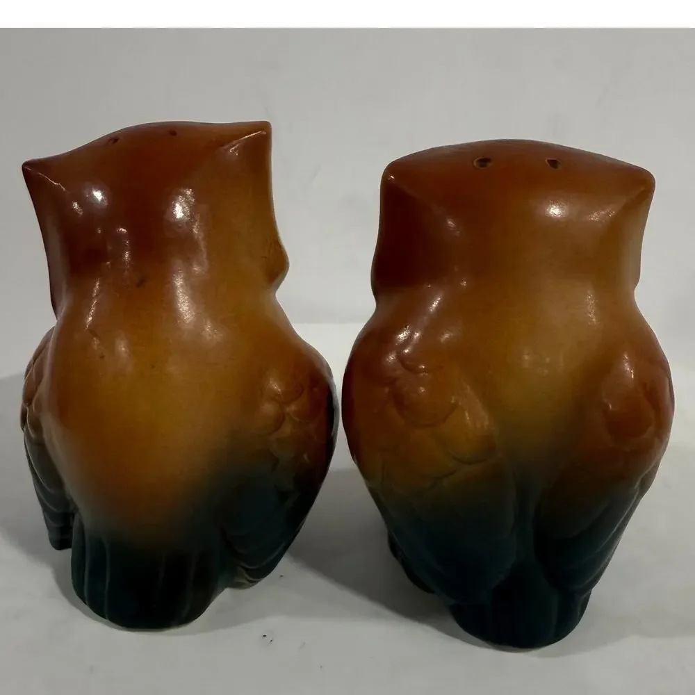 VINTAGE 1970s Japan Owl Salt Pepper Shaker Pair Ceramic Brown Green Kitsch Decor